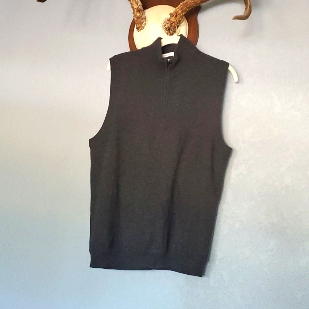 Men's Cashmere Vest. Medium